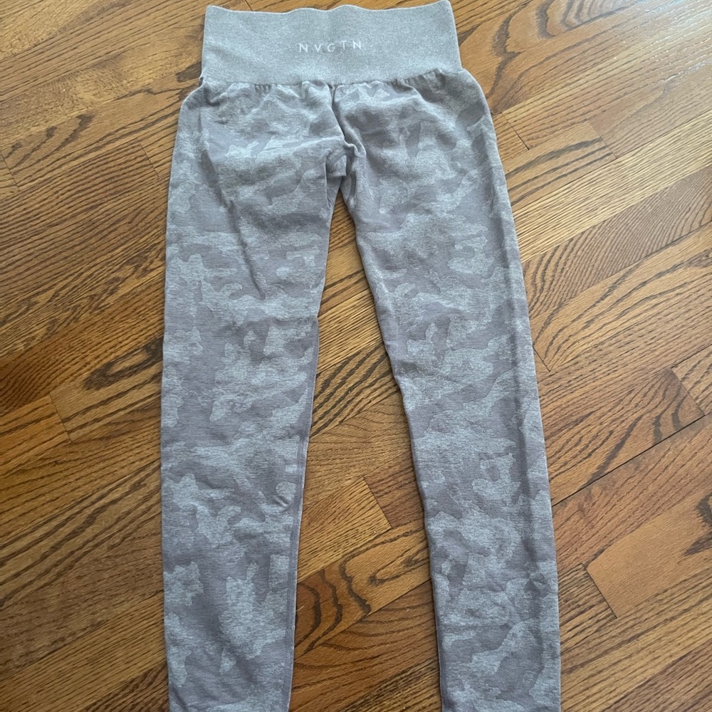 NVGTN Camo Leggings